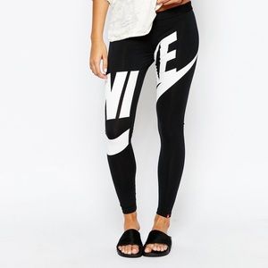 Nike black logo leggings